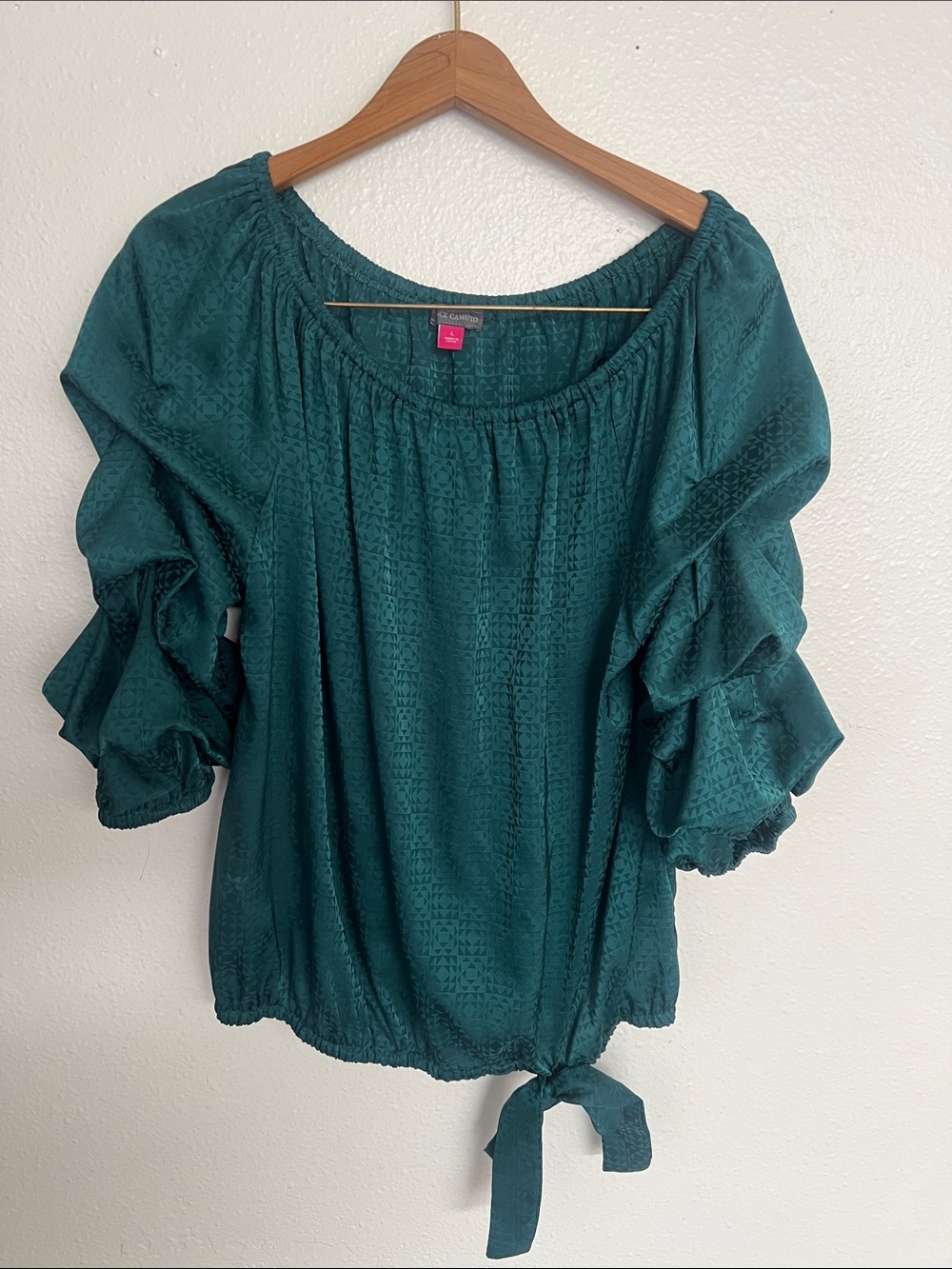 Vince Camuto Emerald Green  Ruffled-Sleeve Tie-Hem Blouse